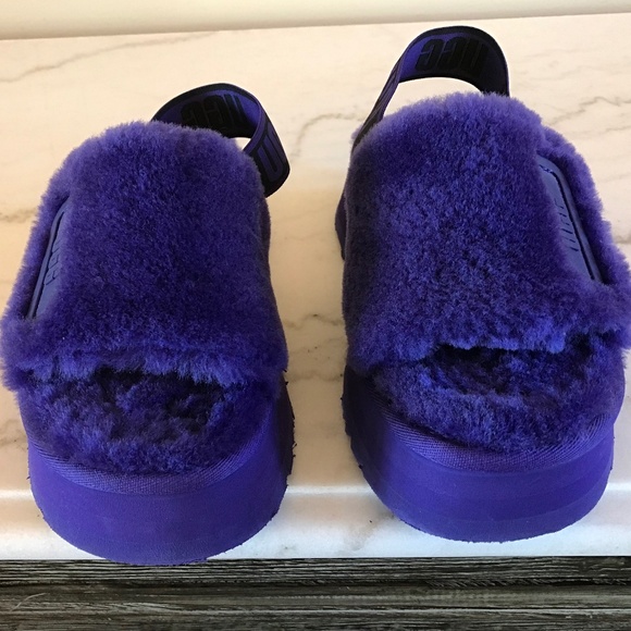 UGG PURPLE PLATFORM DISCO SLIDES - Picture 4 of 11